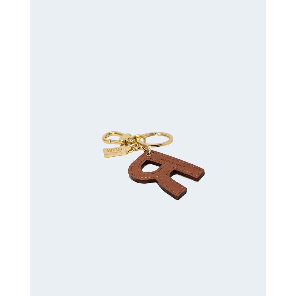 Alviero Martini Prima Classe Beige Leather Keychain ALMAPRCL-8032900127