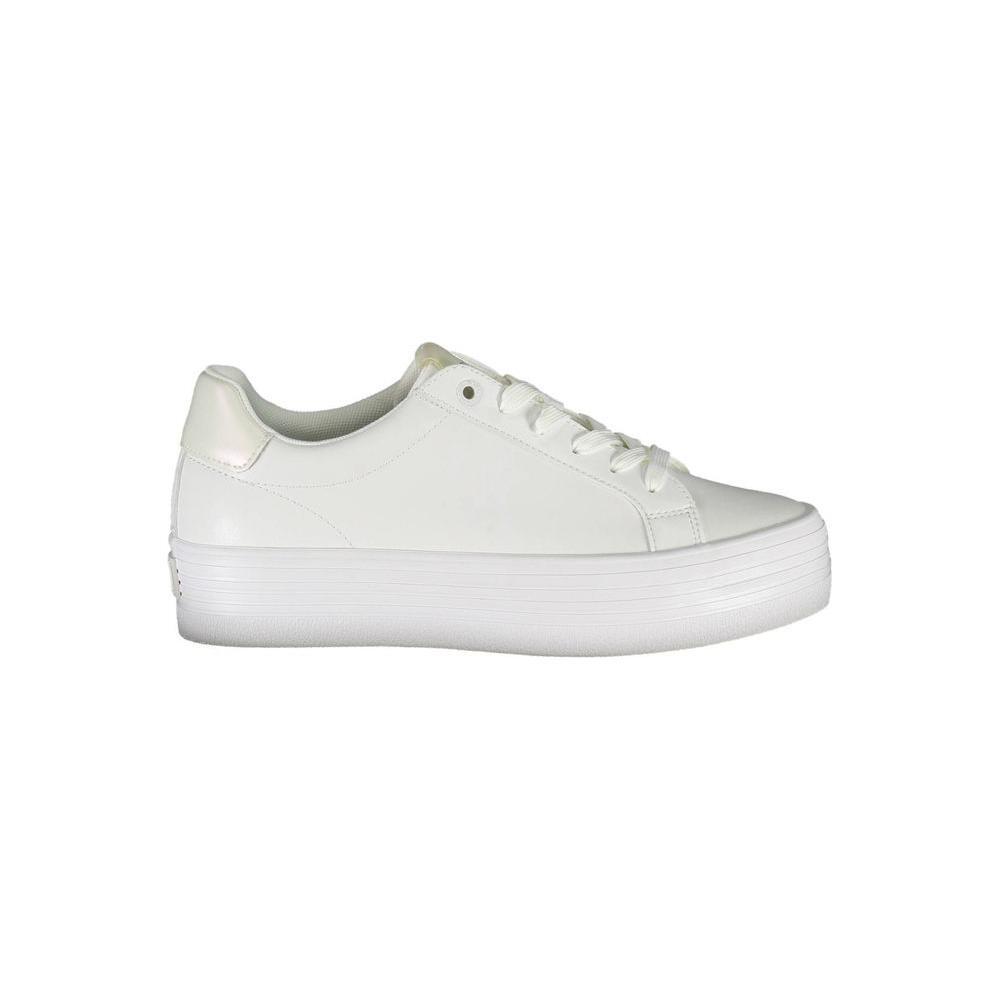 Calvin Klein Sleek White Lace-Up Sneakers with Contrast Detail CA-26173-EU41/US11