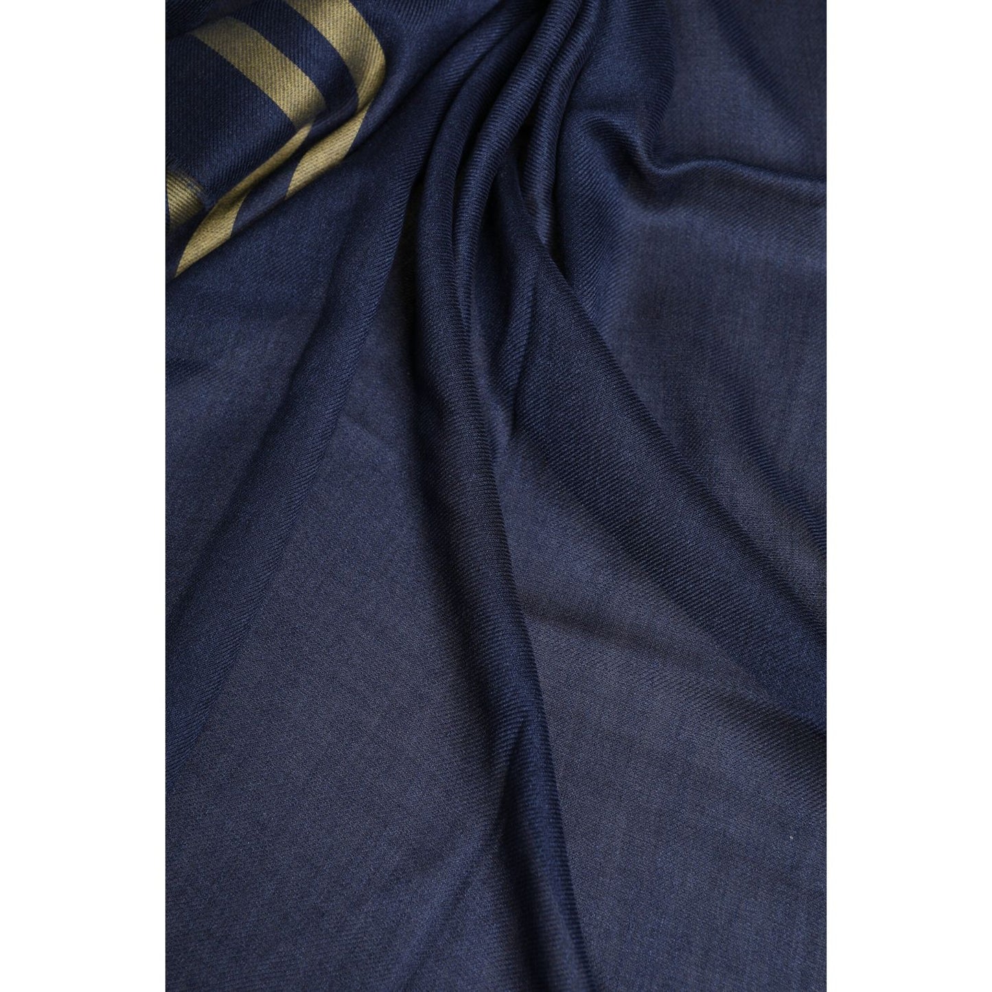 Dolce & Gabbana Blue Cashmere Neck Warmer Wrap Shawl Scarf MS7458