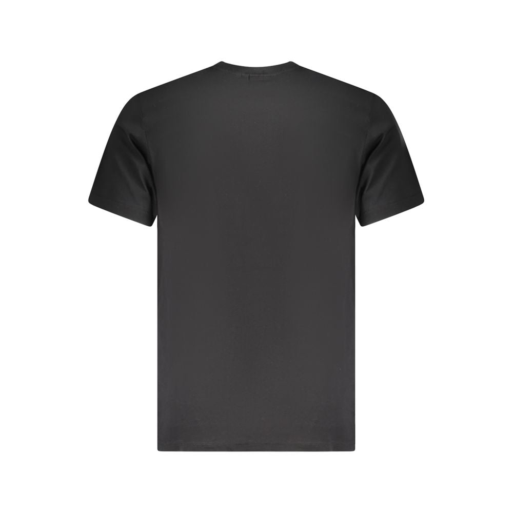 Fila Black Cotton Men T-Shirt with crew neck and print, made from 100% organic cotton for style and comfort, featuring iconic logo.