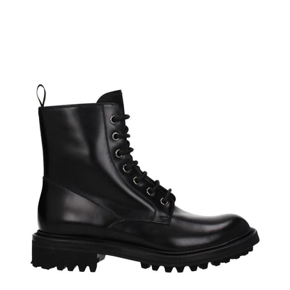 Church's Black Leather Ankle Boots with vintage effect and lace-up closure, featuring a round toe and rubber sole, style: casual.