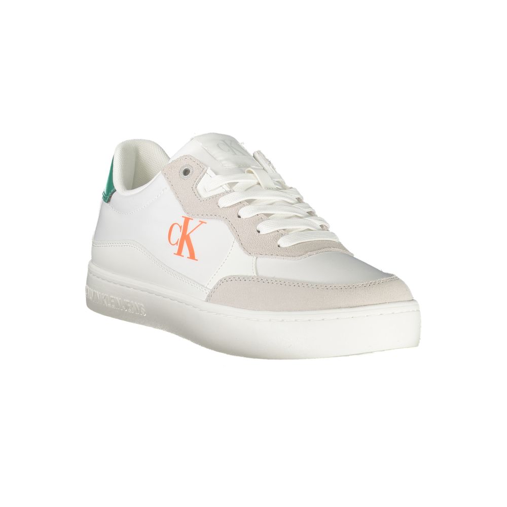 Calvin Klein White Leather Men Sneaker with logo, avant-garde style, and tailored fit for trendsetters.