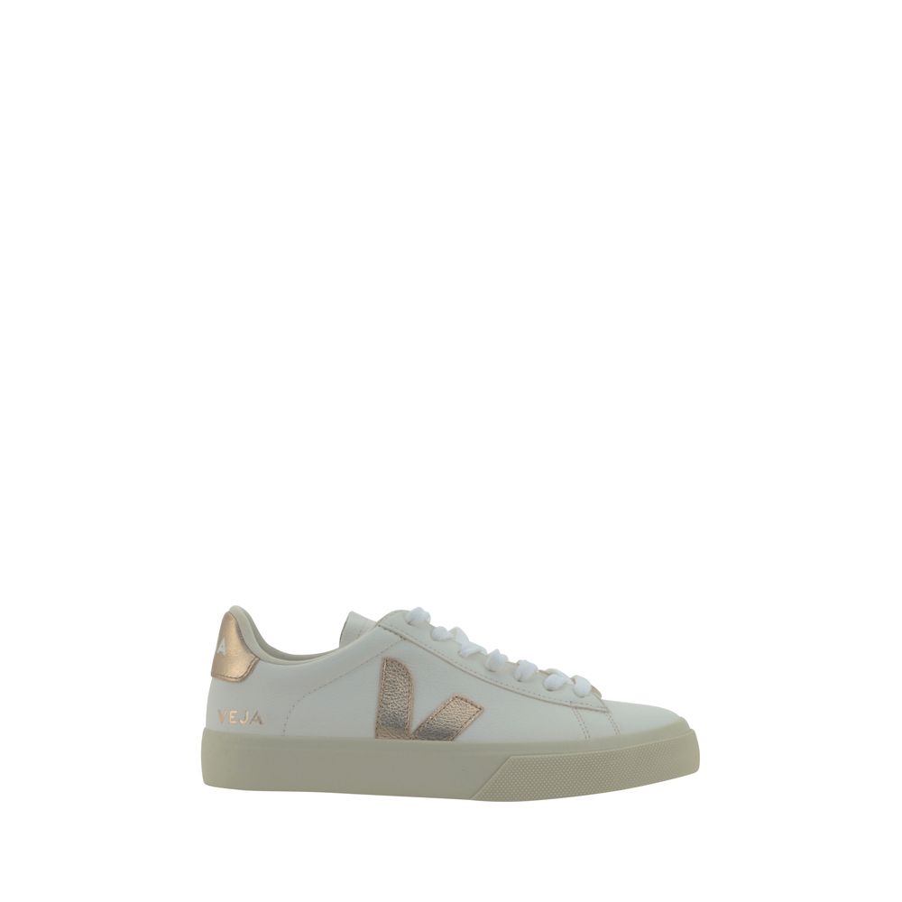 Veja White Calf Leather Bos Taurus Low Top Sneakers with contrasting details and logo, suitable for AW25 collection.