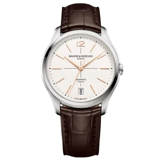 BAUME&MERCIER Mod. CLIFTON wristwatch with leather strap, 39mm silicone case, and sapphire dial, designed for gentlemen. Swiss made, 5 ATM water resistant.