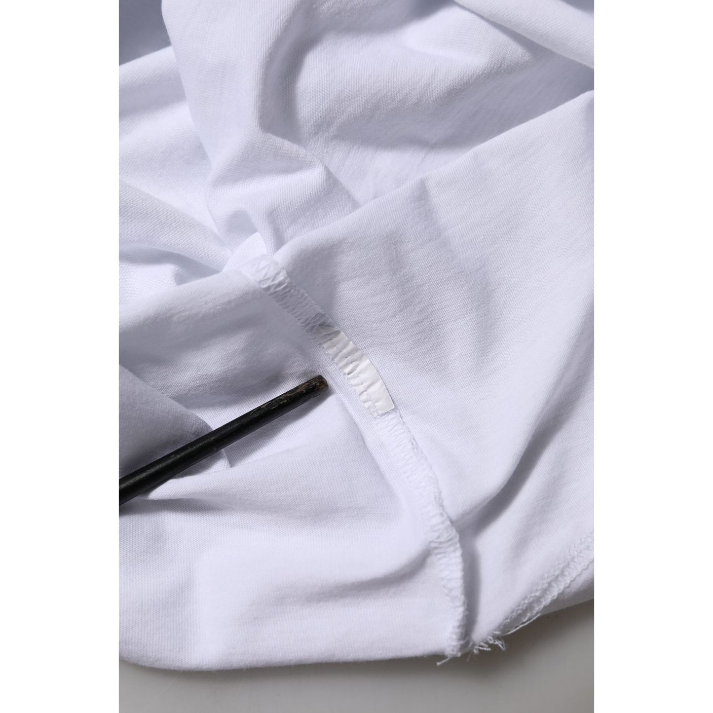 Dolce & Gabbana White Cotton V-Neck Short Sleeves T-Shirt Dolce & Gabbana