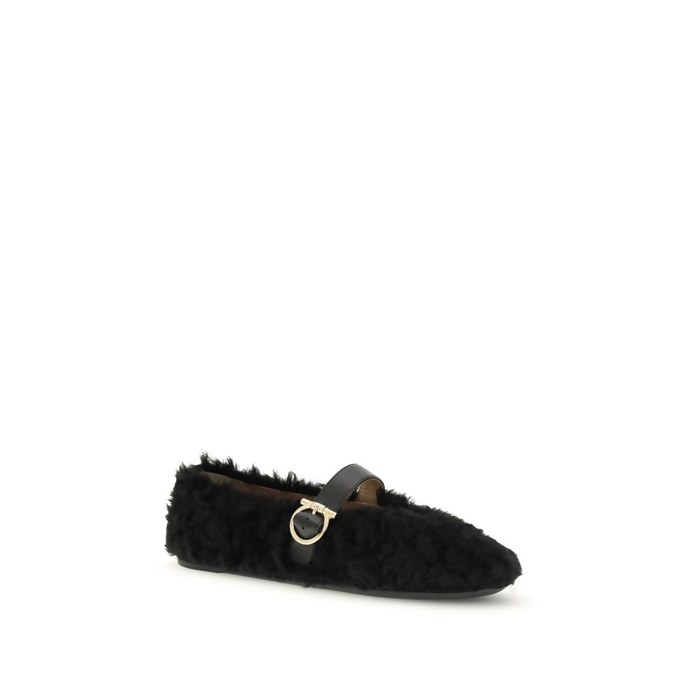 Ferragamo Black Fur Ballet Flats with shearling lining and Gancini buckle