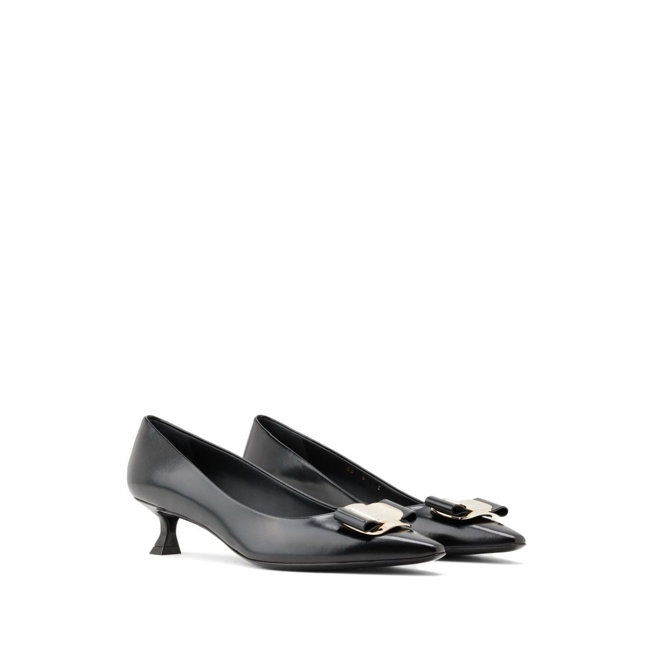Ferragamo New Vara leather pumps
