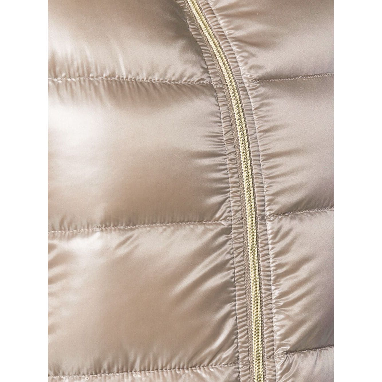 Close-up of a Herno Coats Dove Grey padded feather down zip