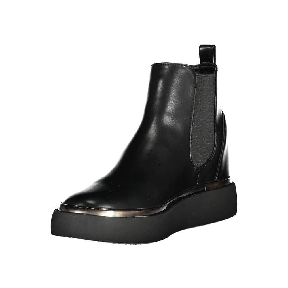 U.S. POLO ASSN. Black Polyester Women Boot featuring sleek design and logo, ideal for urban fashionistas seeking style and sophistication.